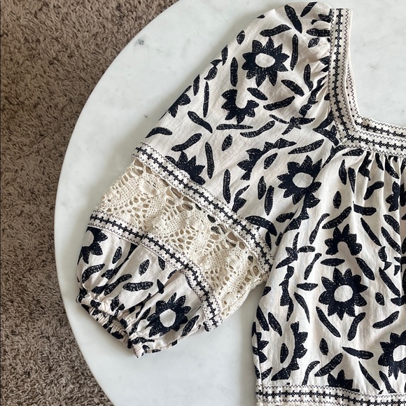 Christian Siriano New York Top XS Cream Black Floral Boho Crochet - Picture 3 of 10